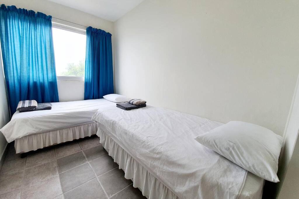 Apartment Superb Seaview @ 3br Camarque Beach! *